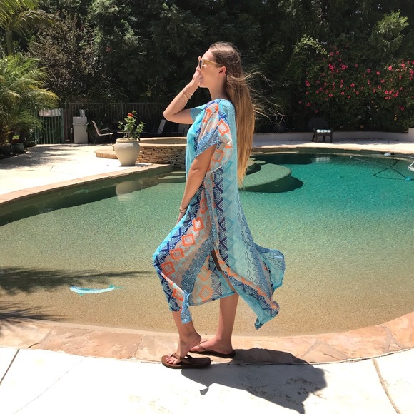 Beach Cover Up/Kaftan - Picture 9 of 10